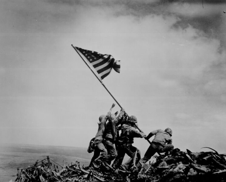 iwo-jima-flag-raising-wwii